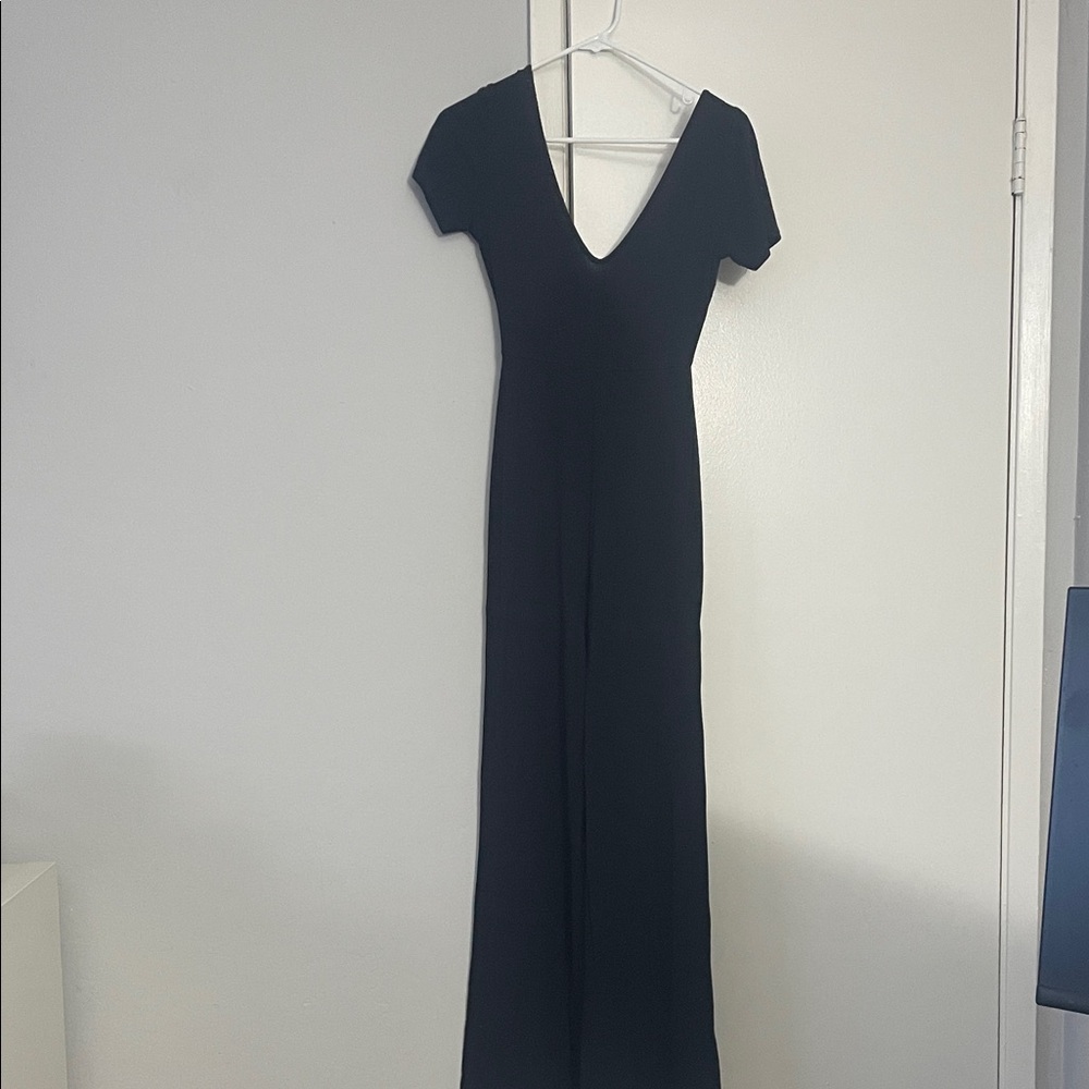 Elegant Black V-Neck Jumpsuit